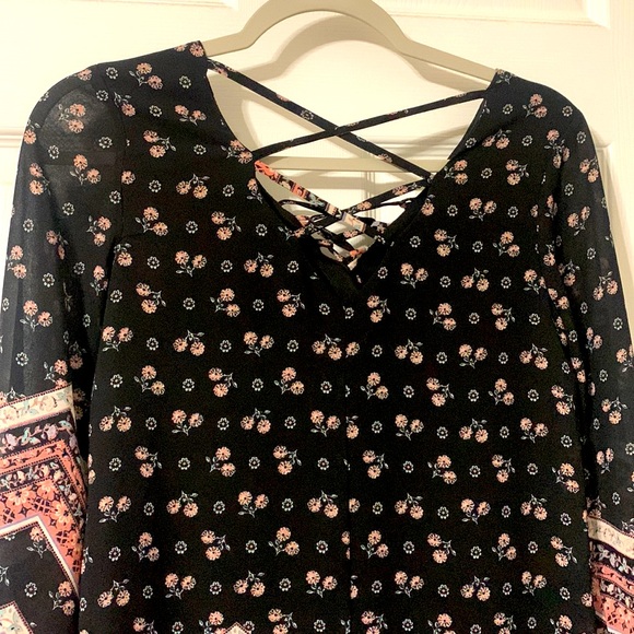 Xhilaration long sleeve dress - Picture 3 of 3